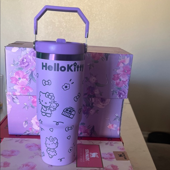 Stanley Lavender Hello Kitty Tumbler - Picture 2 of 2